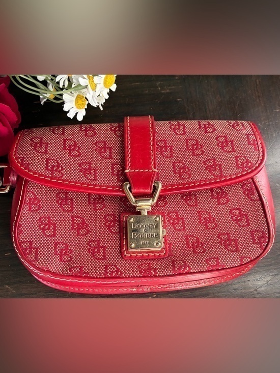 Dooney & Bourke Handbags - Dooney & Bourke Wristlet